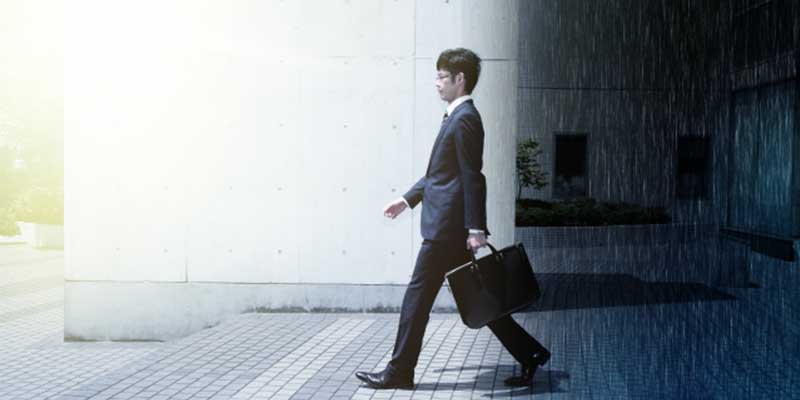 会社を辞めることを決意した男性