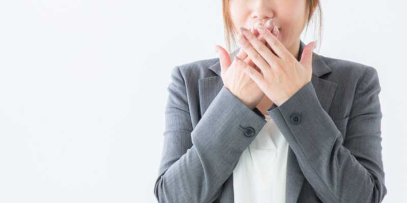 馬鹿正直な女性