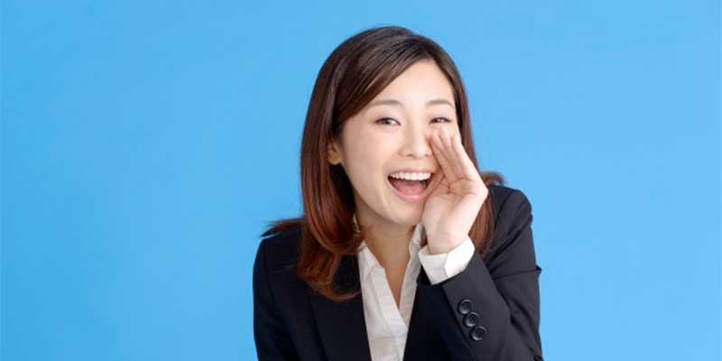 褒め上手な女性
